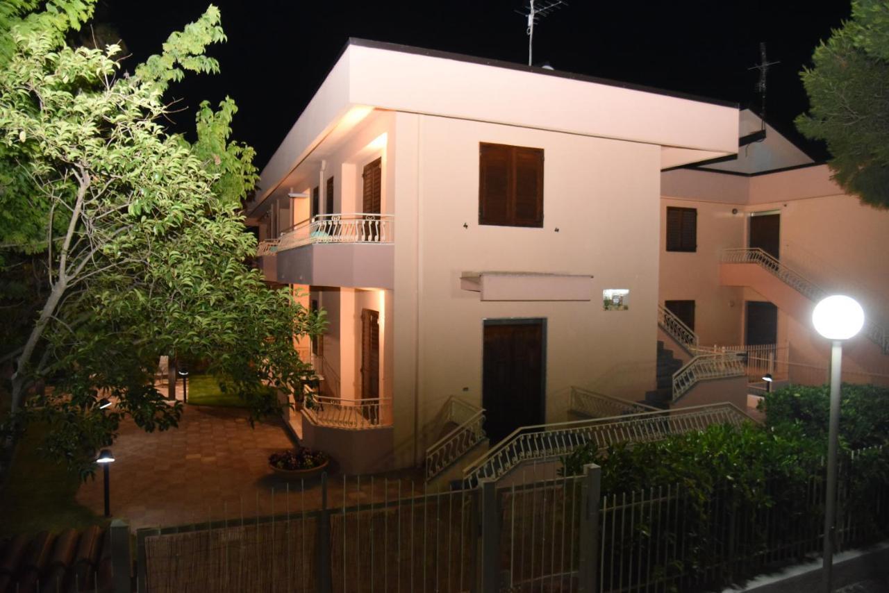 Bed and Breakfast La Porta Del Mare Villapiana Exterior foto